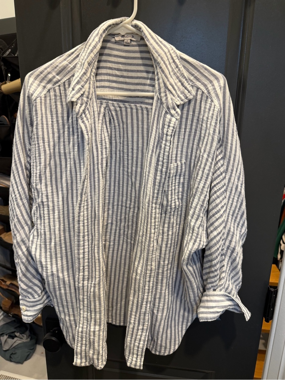 Madewell Blue & White Vertical Stripe Casual Button-Down